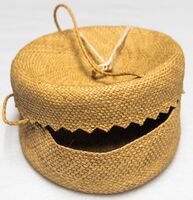 Round balakbak, Smithsonian (E419000-A)